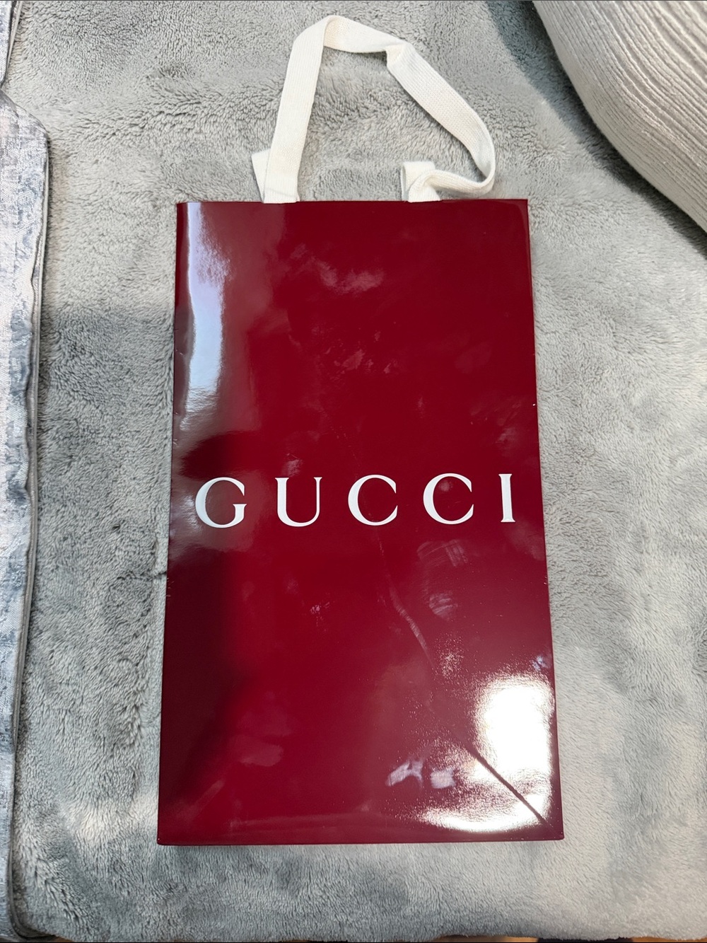 Authentic Gucci Burgundy Glossy Gift Bag with White Handles